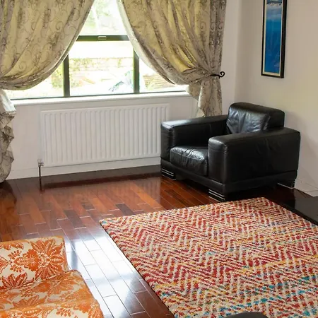 Luxury 6 Bedroom House Holiday home Galway