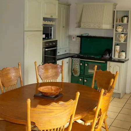 Holiday home Luxury 6 Bedroom House